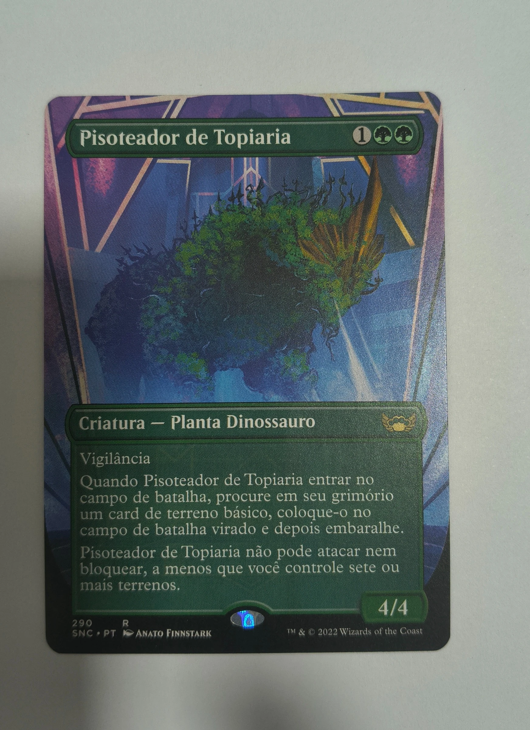 Pisoteador de Topiaria (Streets of New Capenna #290) frente